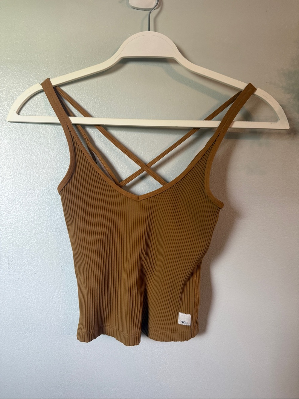 Vuori Ribbed Crisscross Camisole in Caramel Brown